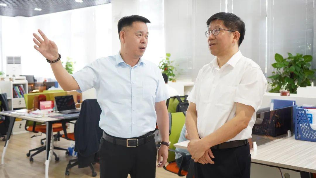 深化交流 | 芜湖市领导莅临海洋之神HY590参观考察