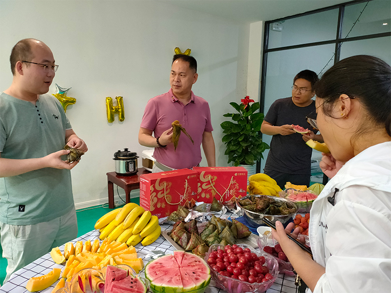 浓情端午 · 温馨共享 | 海洋之神HY590举办“品粽子 · 玩游戏 · 迎端午”主题活动