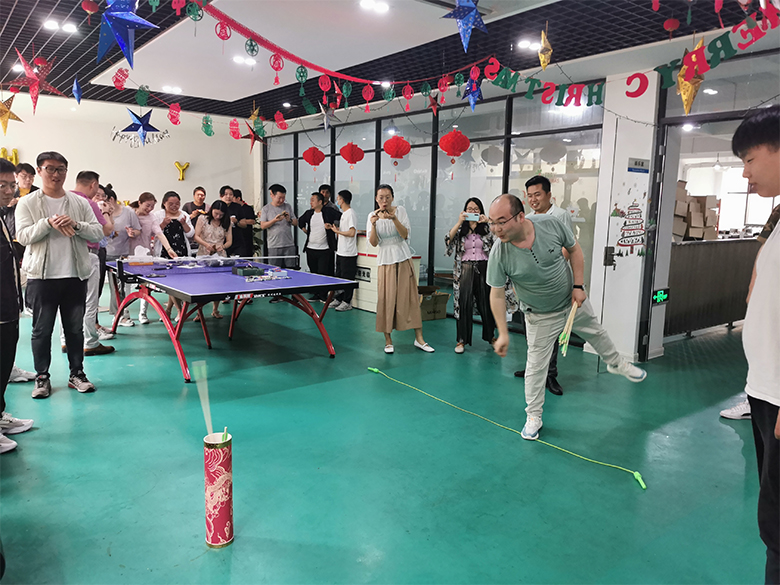 浓情端午 · 温馨共享 | 海洋之神HY590举办“品粽子 · 玩游戏 · 迎端午”主题活动