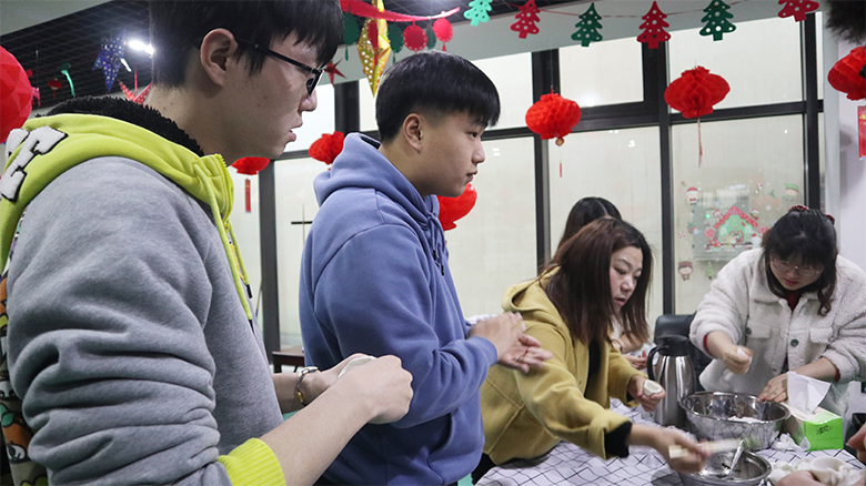 赢好礼，陪你趣味闹元宵 | 海洋之神HY590举办“包汤圆 · 猜灯谜 · 迎元宵”主题活动