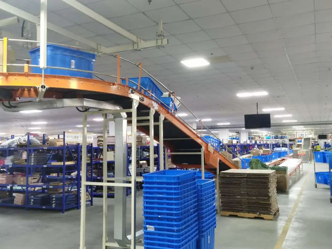 双11“物流大战”拉开序幕 | 海洋之神HY590用行动为客户保驾护航!