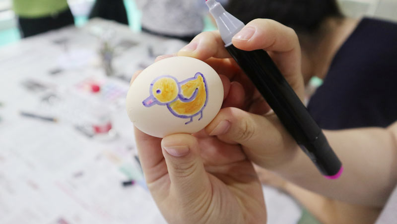 品粽香滋味,绘多彩生活 | 海洋之神HY590举办“包粽子 · 绘彩蛋 · 迎端午”主题活动