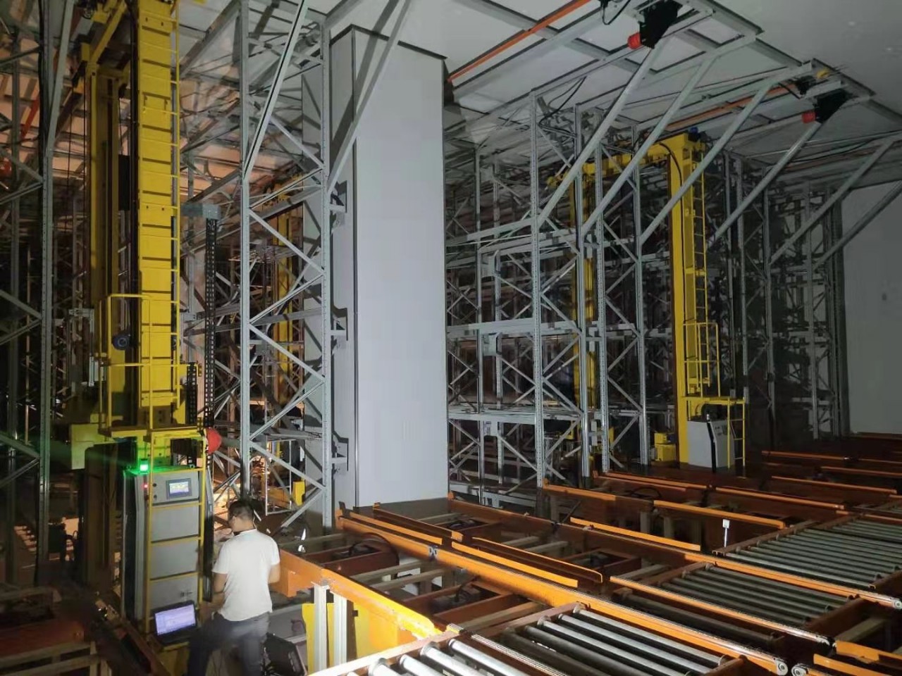 项目一线 | 迎战“双11”,海洋之神HY590在行动!