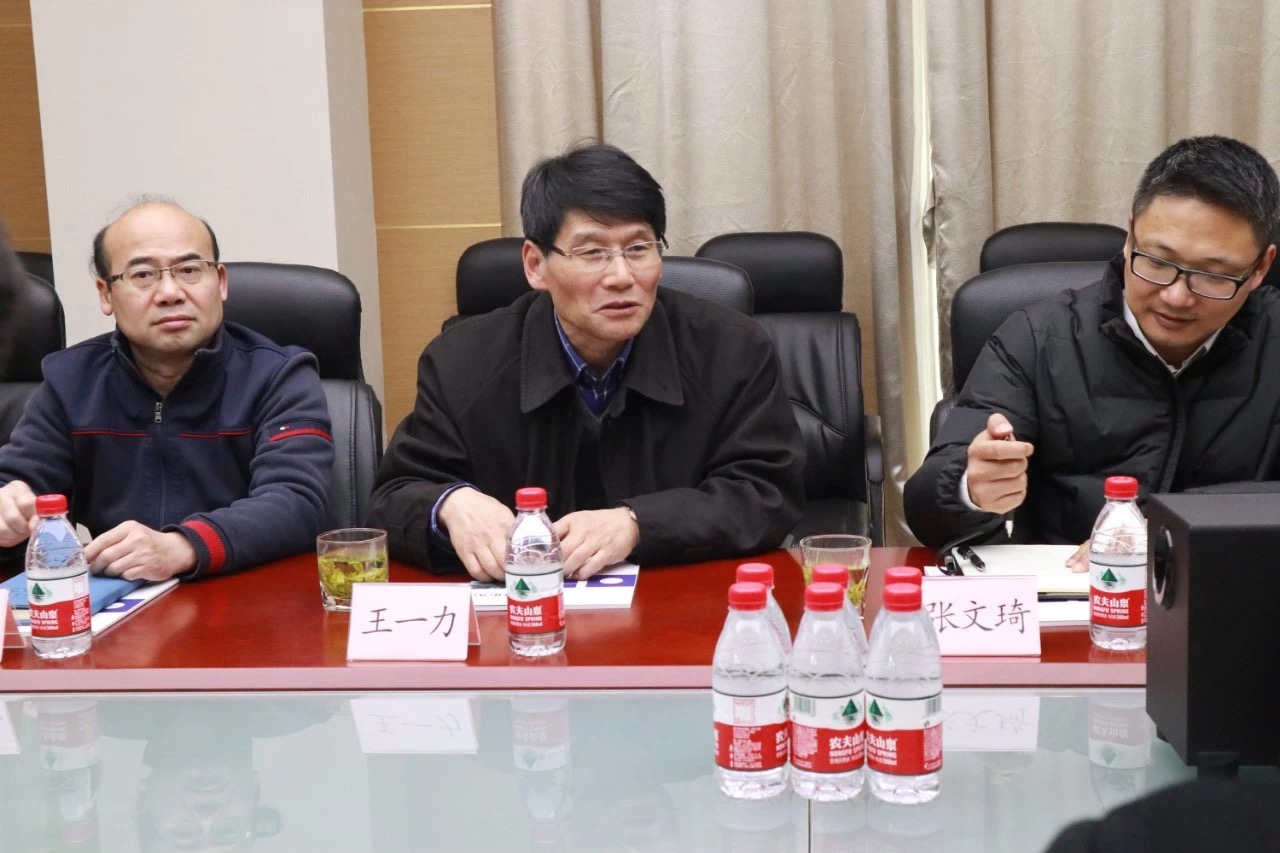 大调研·送春风 | 闵行区领导一行莅临海洋之神HY590考察调研