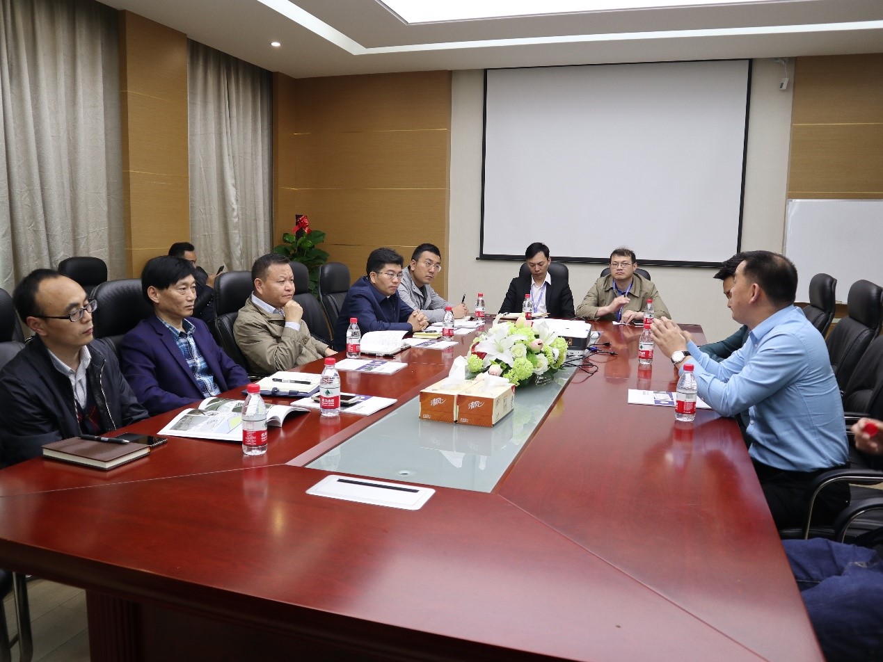 新闻 | 云南省委办公厅、闵行区委办公室、闵行区吴泾镇党委领导莅临上海海洋之神HY590考察调研