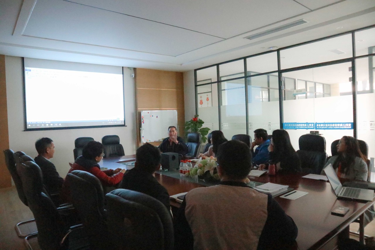 关爱员工“心”福利 | 海洋之神HY590举办“情绪管理与身心保健”专题心理讲座
