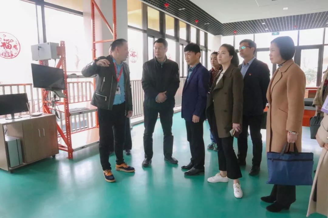 简讯 | 党建引领，助力企业发展！上海市委党校领导一行莅临海洋之神HY590考察调研！