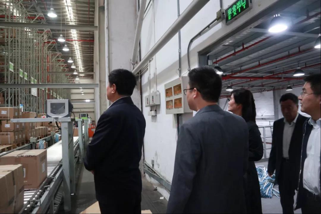 快讯 | 辽宁省朝阳市龙城区政府领导莅临海洋之神HY590参观考察