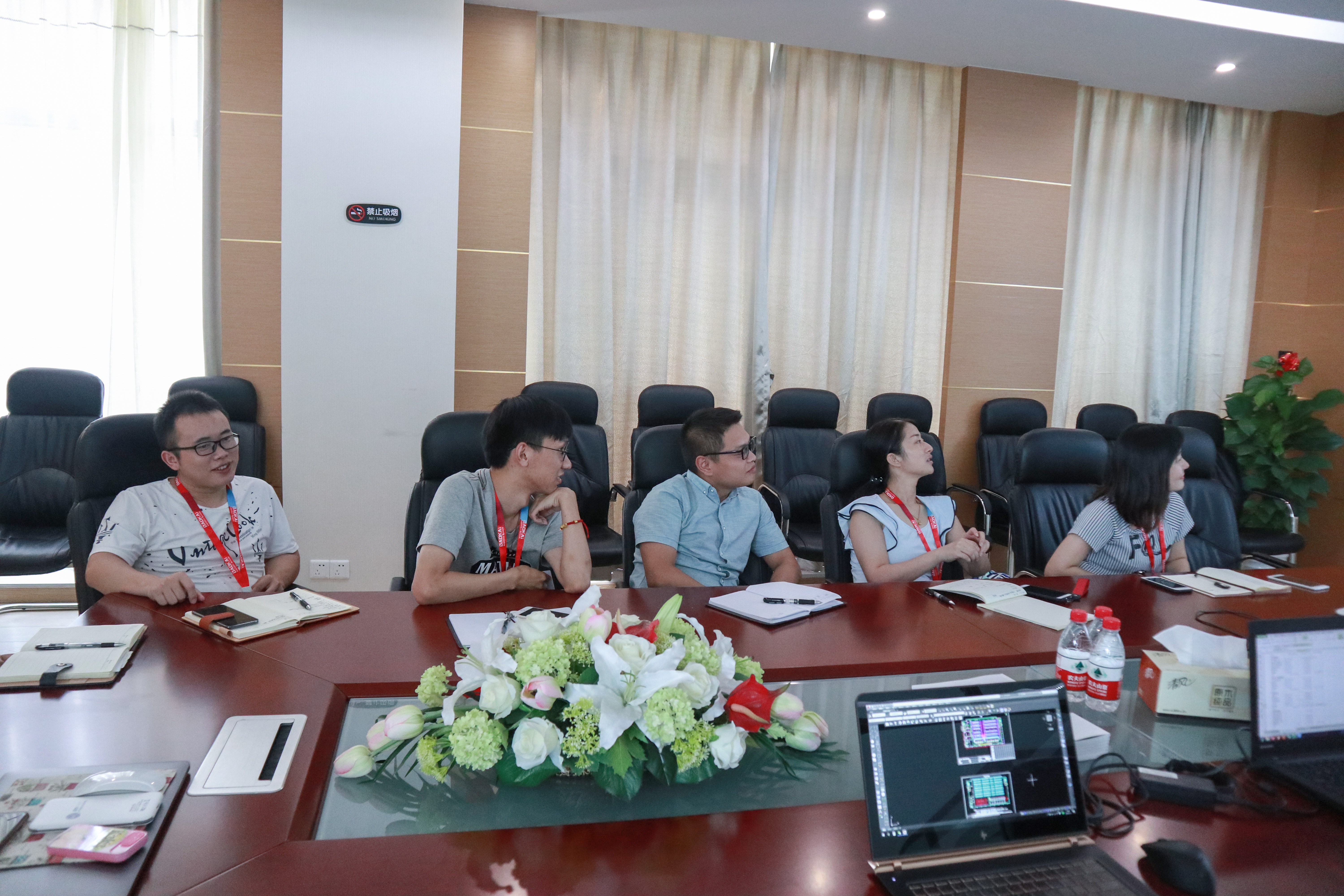 助力成长·从心出发 | 海洋之神HY590举办专题心理讲座,助员工疏导压力