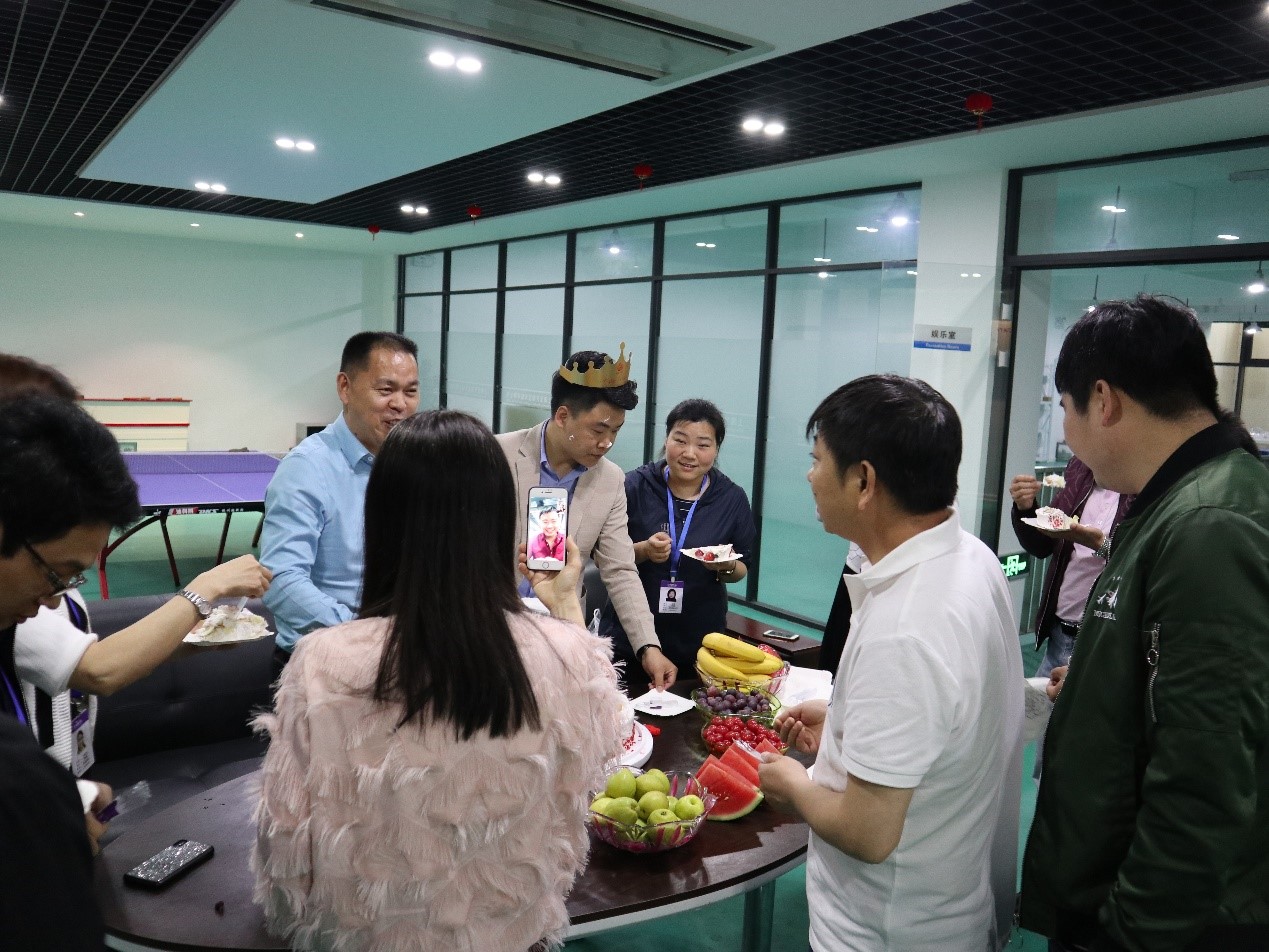 活动 | 海洋之神HY590员工生日会特别报道