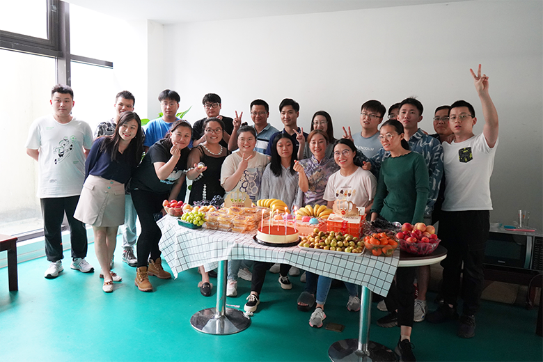 月圆中秋 · 集体庆生 | 温馨九月,迎佳节,贺生辰,共团圆!